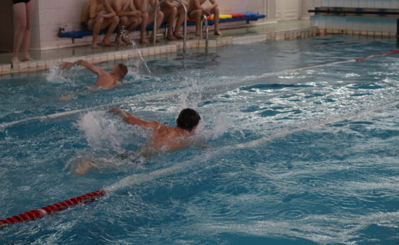 Городские соревнования по плаванию среди юношей, с которыми проводится ИПР